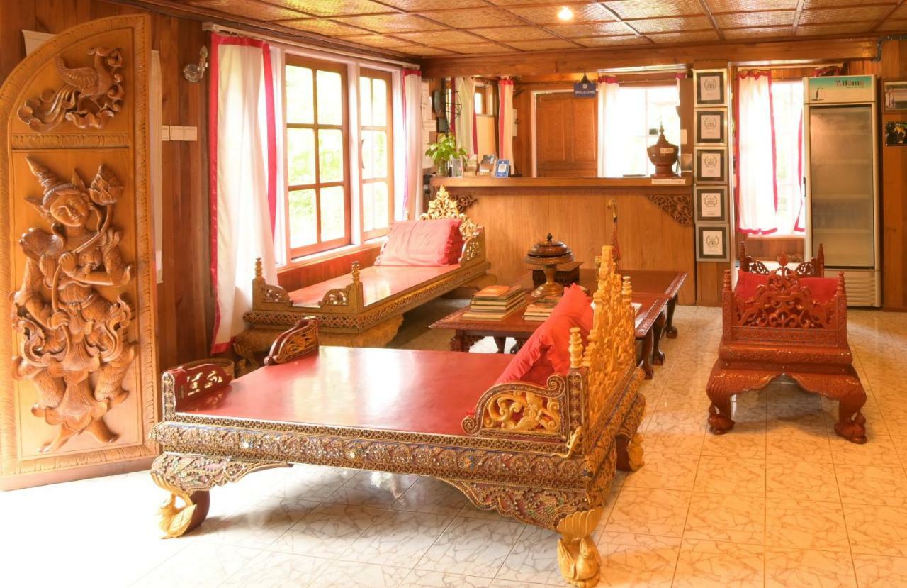 Golden Empress Hotel Науншве Екстер'єр фото